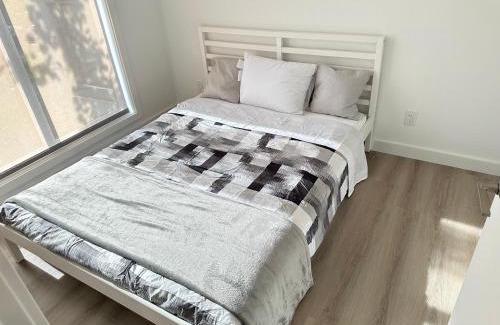 Crescent Heights Apartment | Modern Condo in the Heart of Calgary