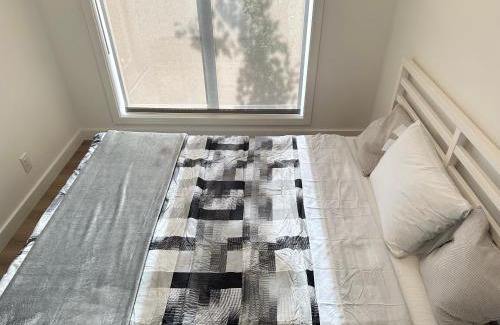 Crescent Heights Apartment | Modern Condo in the Heart of Calgary