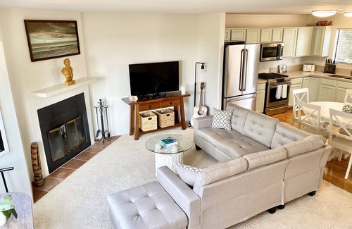 Carpinteria Apartment | Modern & Cozy Gem ~ Walk to the Beach ~ Queen Beds