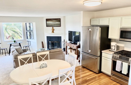 Carpinteria Apartment | Modern & Cozy Gem ~ Walk to the Beach ~ Queen Beds