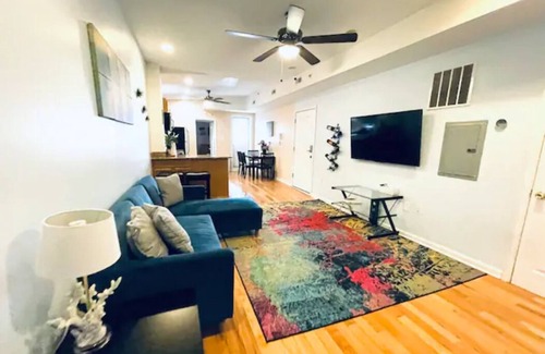 Passyunk Square Apartment | Modern Cozy Huge Balcony in Heart of Passyunk