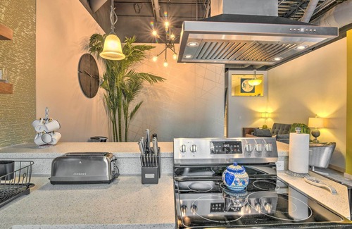 Downtown Anchorage Apartment | Modern Downtown Apt - Walk to Parks + Cafes!