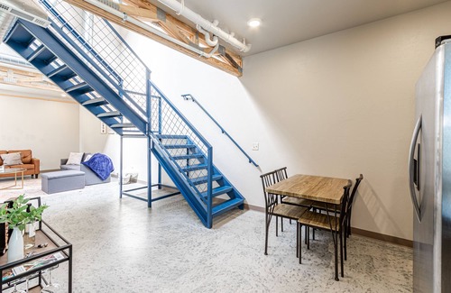 Central Oklahoma City Apartment | Modern Downtown OKC Loft with private balcony *Downtown OKC *OU MED
