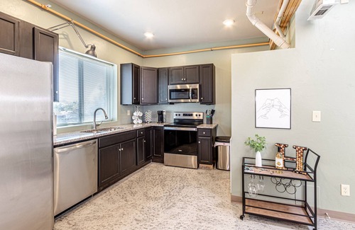 Central Oklahoma City Apartment | Modern Downtown OKC Loft with private balcony *Downtown OKC *OU MED