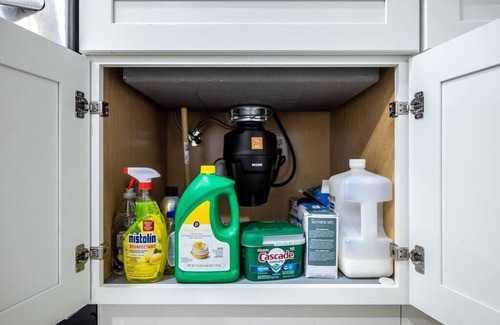 Lawsona - Fern Creek House | ★Modern DT 2/1👑King Bed✔Long Stays⚡️WiFi📺Netflix★