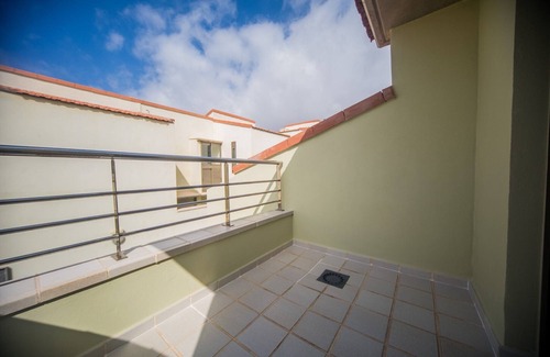 El Medano House | Modern duplex townhouse with 2 bedrooms and garage next to the beach