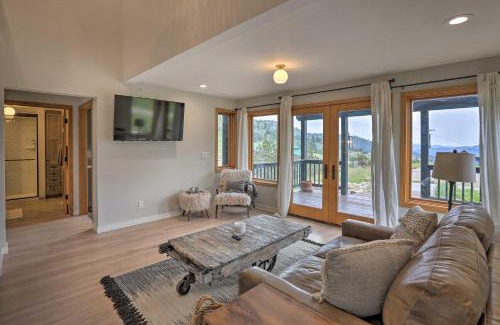 Evergreen House | Modern Evergreen Duplex Off I-70 with Mountain Views