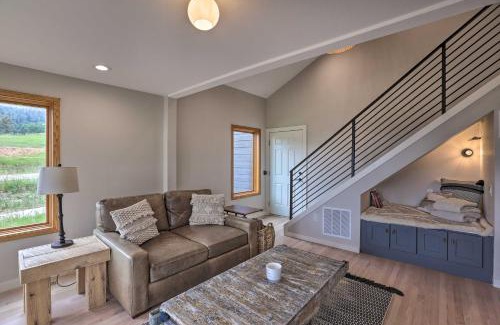 Evergreen House | Modern Evergreen Duplex Off I-70 with Mountain Views
