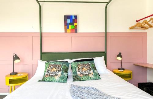 Herne Bay House | Modern Family Home near Reculver - Sleeps 8 - Pets Friendly!
