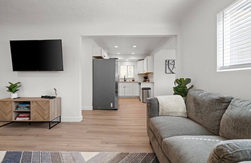Veterans Park House | Modern family home with loft near foothills