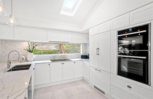 Kallaroo House | Modern Family Home with Pool and Entertaining Area