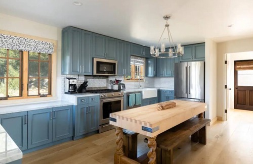 Santa Barbara County House | Modern Farmhouse in the Hills VERY CLOSE TO SOLVANG