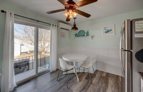 Village Green House | Modern Fenced in Pet Friendly 2BR 1BA Home