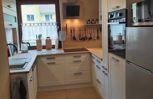 Bad Hofgastein Apartment | Modern FEWO with sep. Kitchen and free Alpentherme entry only 400m to the ski lift