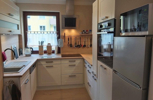 Bad Hofgastein Apartment | Modern FEWO with sep. Kitchen and free Alpentherme entry only 400m to the ski lift