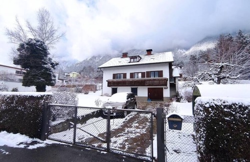 Hoetting Apartment | Modern Flat in Quaint Residence w. Idyllic Garden