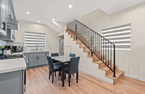 Rosemead House | Modern Getaway Near Pasadena & DTLA
