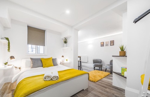 Windsor City Centre Apartment | Modern Ground Floor Studio Apartment | Town Centre