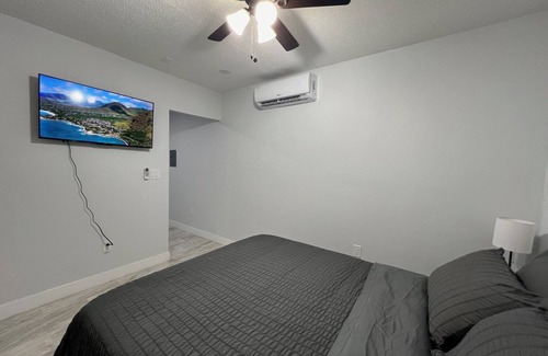 Union Park Apartment | Modern Guest Suite near UCF