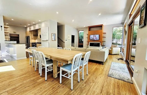 Felton House | Modern Hideaway in the Redwoods