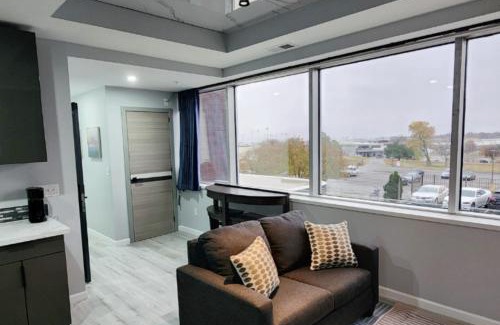 Tulsa Apartment | Modern High-Rise Apartment - 4