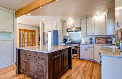 Summit Park House | Modern Hillside Manor