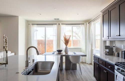 North Natomas House | Modern Home Between Downtown & Airport