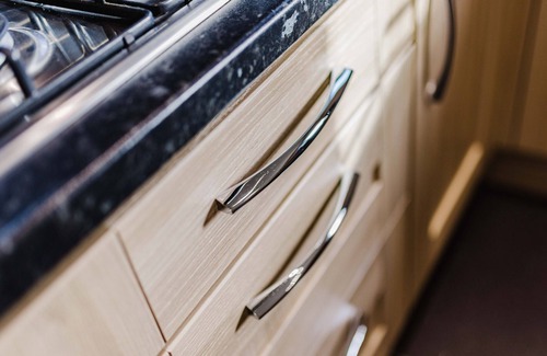 Kilmarnock Apartment | Modern Home in Hurlford, Kilmarnock