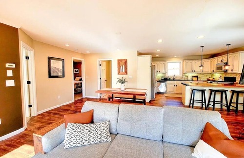 Waterbury House | Modern home, minutes to Waterbury, Stowe, and Sugarbush