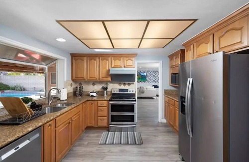 Hacienda Heights House | Modern Home Near Disney Perfect for family