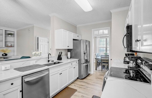 Southwest Raleigh House | Modern Home Near NCSU and Downtown