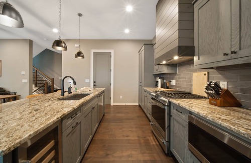 Deep Gap Cabin | Modern Home with Community Amenities