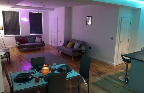 Birmingham City Centre House | Modern House in Central Birmingham