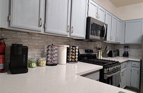 Las Vegas Boat Rental | Modern House in Las Vegas