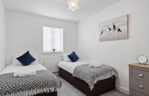 Camborne House | Modern House nr Gwithian Beach & St Ives
