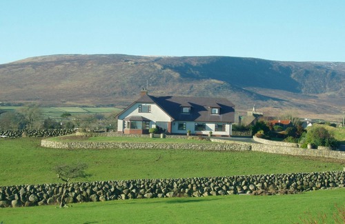 Attical House | Modern house set in the heart of the Mourne Mountains