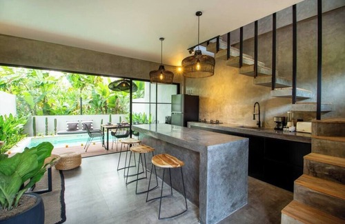 Padonan Apartment | Modern Industrial Haven: A 2-Bedroom Townhouse