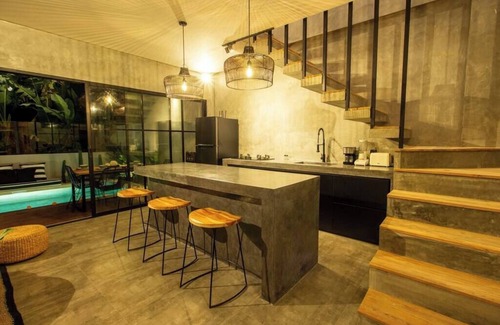 Padonan Apartment | Modern Industrial Haven: A 2-Bedroom Townhouse