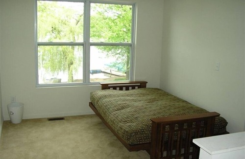 Whitmore Lake House | Modern Lake House 8 Miles from Ann Arbor