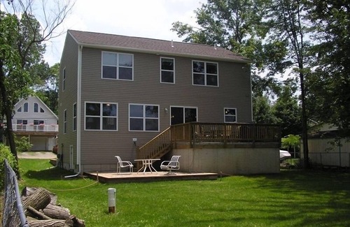 Whitmore Lake House | Modern Lake House 8 Miles from Ann Arbor