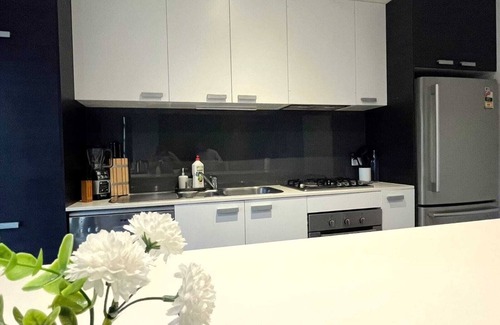 Maidstone House | Modern Living | Near Flemington Racecourse, Highpoint Shopping Centre & CBD