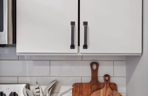 Nicollet Island Apartment | Modern Loft in Trendy North Loop Location