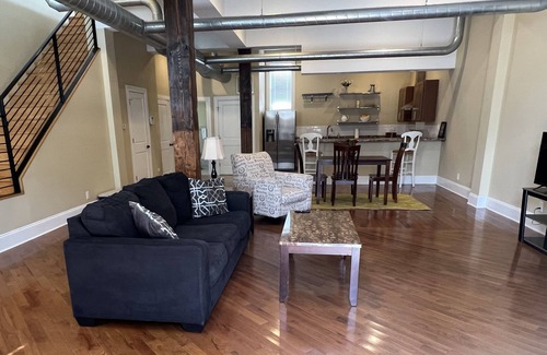 Tower Grove East House | Modern, Loft-like Unit III in Historic Tower Grove Area