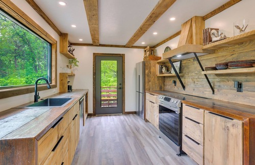 Cass County House | Modern Louisville Home on 3 Acres w/Gas Fire Pit!