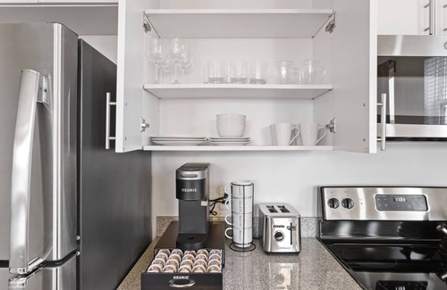 Downtown Baltimore Apartment | Modern Lux Suites