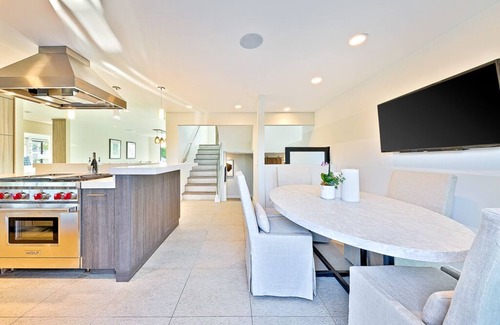 Cardiff-by-the-Sea House | Modern Luxury at it's best! Resort home with ocean view/mins to beach & pool!