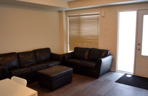 Courtice Villa | Modern luxury Home