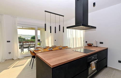 Ljubac Villa | Modern & minimalistic 4-bedroom villa with lots of attractions