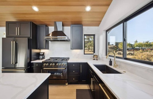 Bailey Cabin | Modern Mtn Escape! Hot Tub | Fireplace | Views