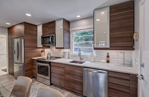 Charlotte Condo | Modern Myers Park 1BR King Condo | Queens Rd